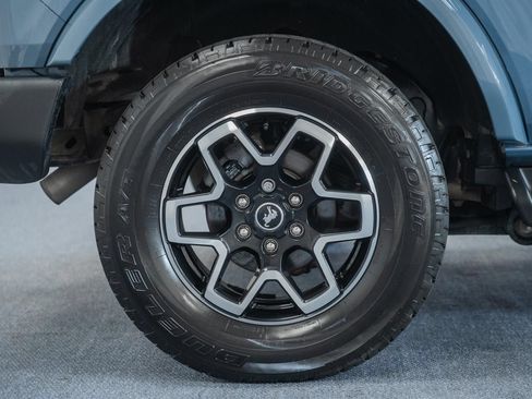 Certified 2025 Ford Bronco Outer Banks AWD/4WD image 19
