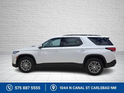 Used 2023 Chevrolet Traverse LT AWD/4WD image 2