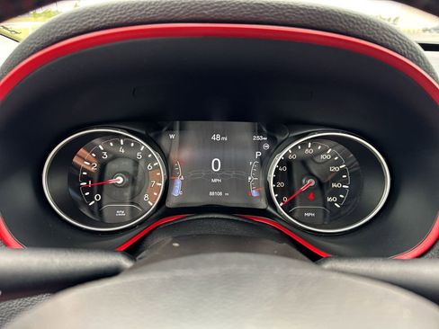 Used 2020 Jeep Compass Trailhawk AWD/4WD image 15
