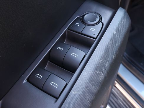 Used 2023 Chevrolet Colorado LT w/ Advanced Trailering Package image 7