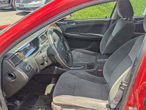 Used 2013 Chevrolet Impala LT FWD image 12
