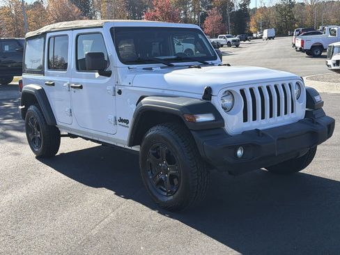 Used 2022 Jeep Wrangler Unlimited Sport image 25