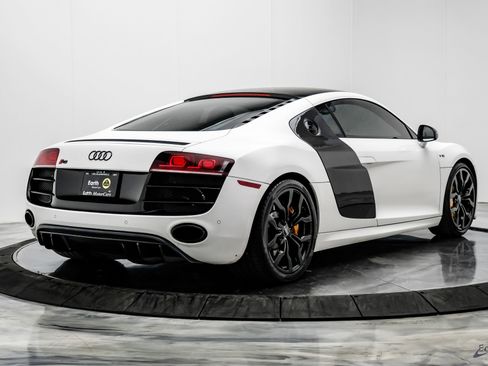 Used 2010 Audi R8 V10 image 21