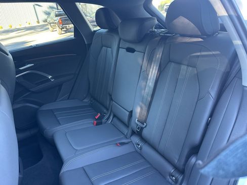 Used 2025 Audi Q5 Premium Plus w/ Premium Plus image 51