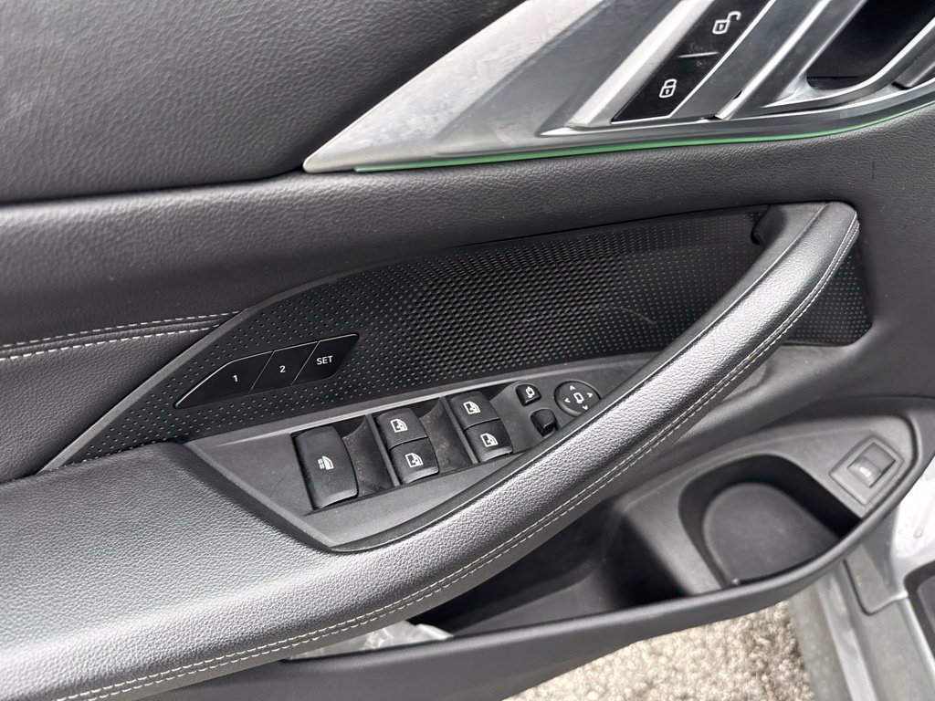 Used 2024 BMW 430i xDrive Convertible w/ Premium Package AWD/4WD image 9