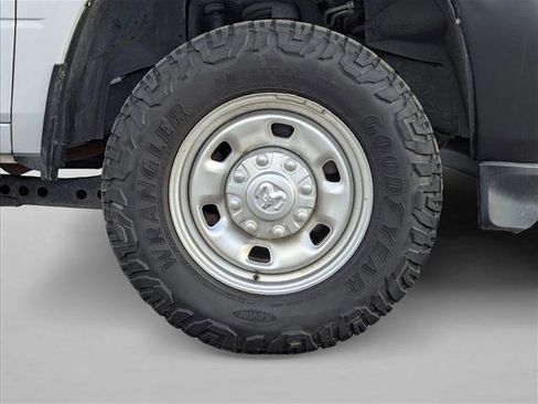 Used 2023 RAM 2500 Tradesman image 22