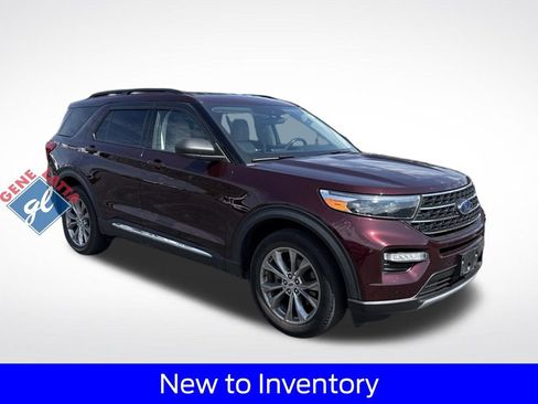 Used 2022 Ford Explorer XLT w/ Equipment Group 202A AWD/4WD image 1