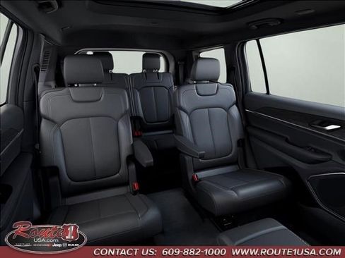 New 2026 Jeep Grand Cherokee L Limited AWD/4WD image 16