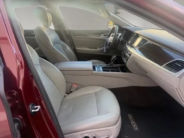 Used 2017 Genesis G80 3.8 RWD image 14