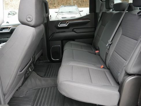 Used 2025 Chevrolet Silverado 1500 LT image 26