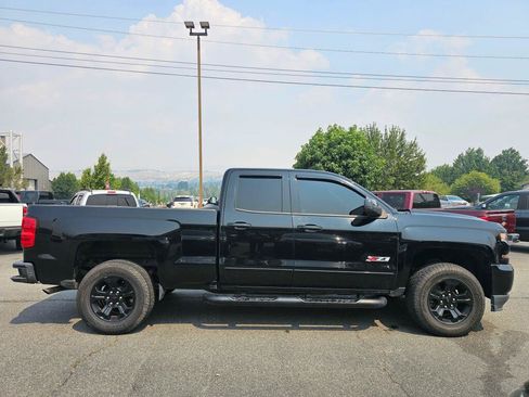 Used 2016 Chevrolet Silverado 1500 LT w/ Midnight Edition AWD/4WD image 7