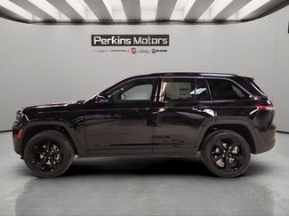 New 2026 Jeep Grand Cherokee Limited w/ Limited Altitude Package AWD/4WD video 2