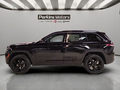 New 2026 Jeep Grand Cherokee Limited image 2