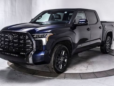 Used 2023 Toyota Tundra Platinum AWD/4WD image 3