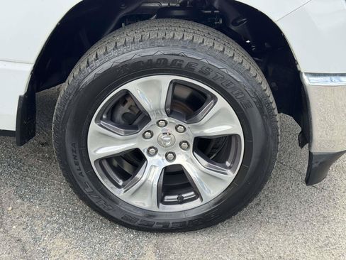 Used 2023 RAM 1500 Laramie AWD/4WD image 9
