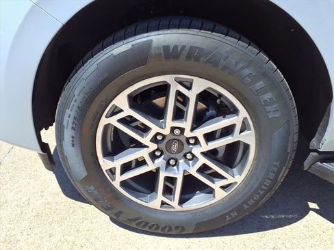 New 2025 Ford Expedition Max Active image 25