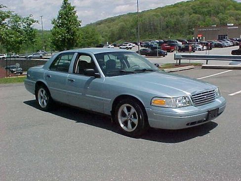 Used 2007 Ford Crown Victoria LX RWD image 43