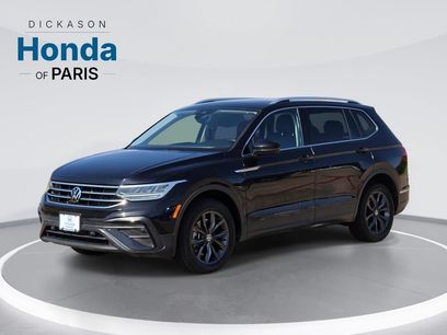Used 2022 Volkswagen Tiguan SE w/ Panoramic Sunroof Package
