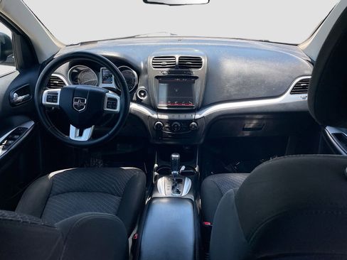 Used 2019 Dodge Journey SE w/ Premium Group FWD image 13