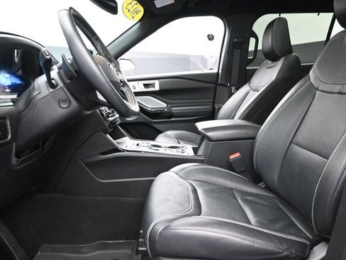 Used 2023 Ford Explorer ST w/ Equipment Group 401A AWD/4WD image 15