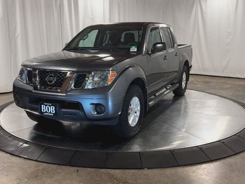 Used 2019 Nissan Frontier SV image 5