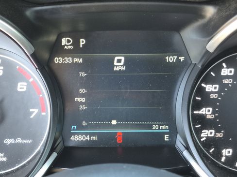 Used 2022 Alfa Romeo Stelvio Sprint RWD image 59