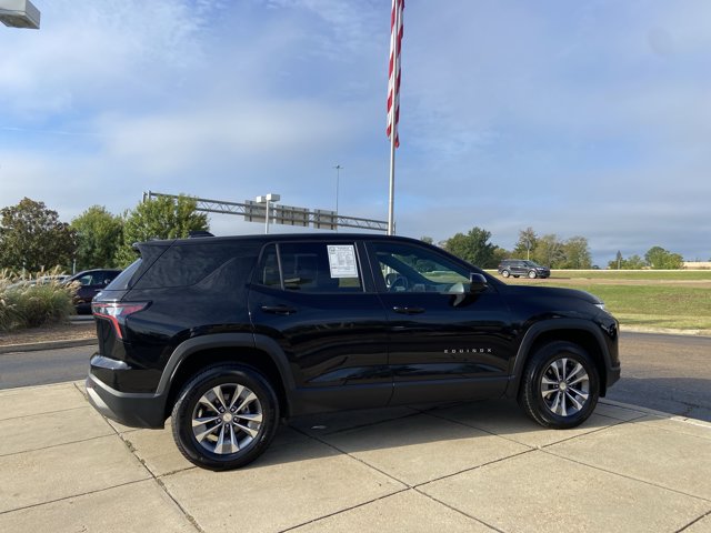 Used 2026 Chevrolet Equinox LT AWD/4WD image 15