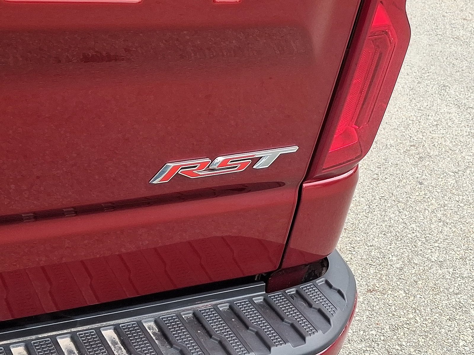 Certified 2021 Chevrolet Silverado 1500 RST AWD/4WD image 30