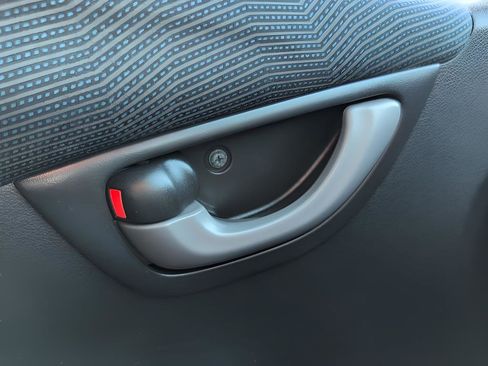 Used 2009 Honda Fit Sport image 17