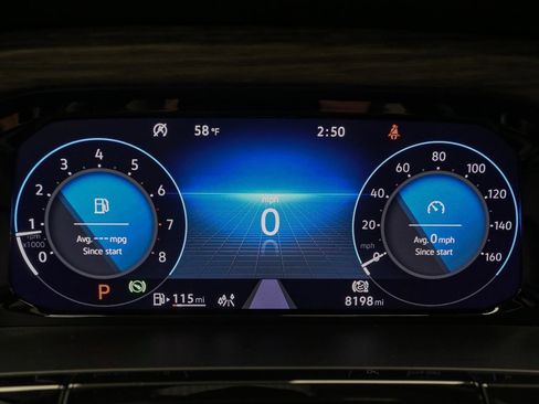 Used 2025 Volkswagen Atlas SEL image 40