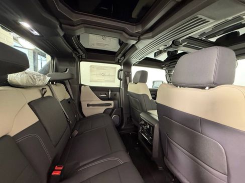 New 2026 GMC Hummer EV 4x4 Crew Cab image 42