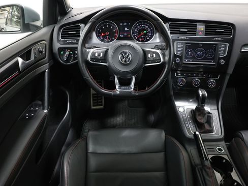 Used 2017 Volkswagen GTI SE FWD image 16