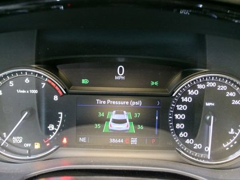Used 2021 Cadillac XT5 Premium Luxury AWD/4WD image 26