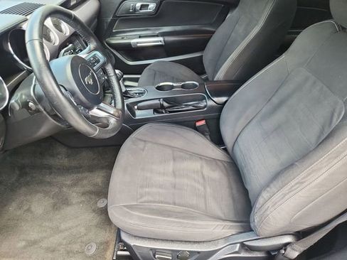 Used 2016 Ford Mustang Coupe RWD image 17