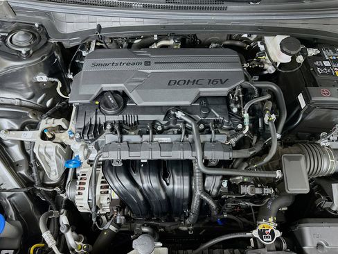 Used 2025 Kia K4 LXS image 33