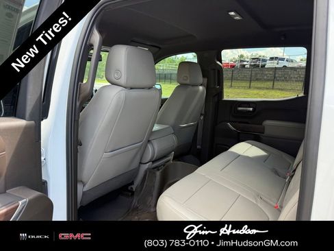 Used 2022 GMC Sierra 1500 SLT w/ X31 Off-Road Package AWD/4WD image 21