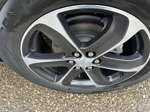 Used 2022 Buick Enclave Essence w/ Experience Buick Package image 17