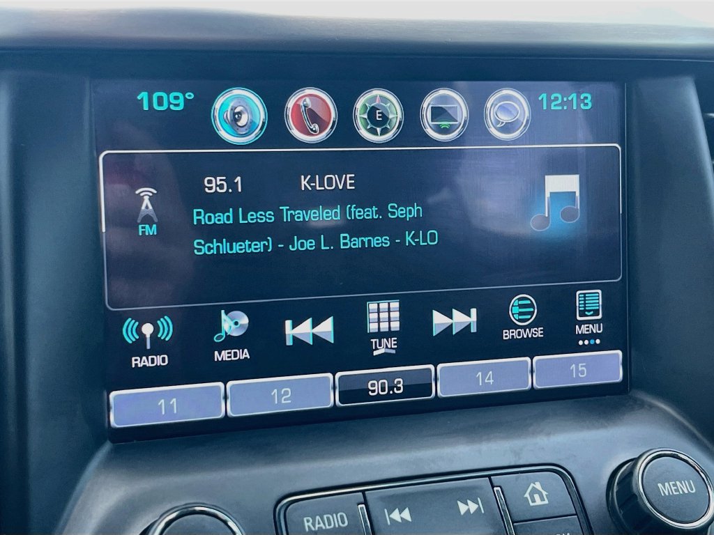 Used 2019 GMC Acadia Denali w/ Technology Package FWD image 15