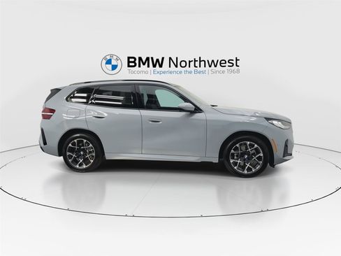 Used 2026 BMW X3 xDrive30i w/ Premium Package AWD/4WD image 5