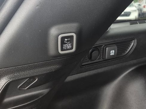 Used 2024 Jeep Grand Cherokee Altitude RWD image 25