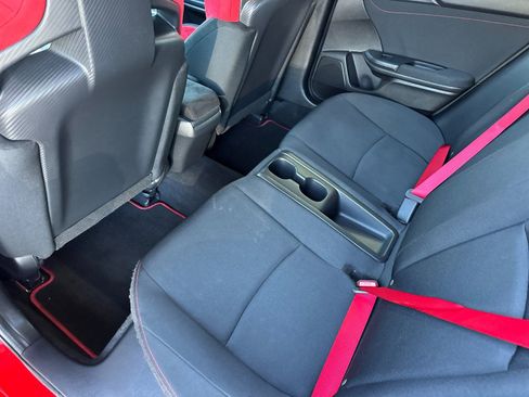 Used 2018 Honda Civic Type R image 11