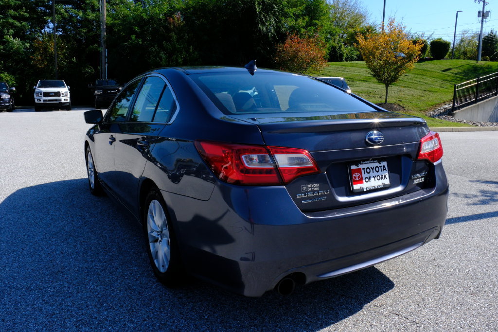 Used 2016 Subaru Legacy 2.5i Premium AWD/4WD image 5