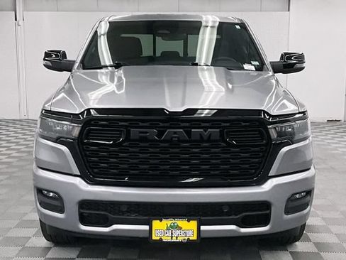 Used 2025 RAM 1500 Big Horn AWD/4WD image 4