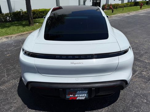 Used 2023 Porsche Taycan RWD image 22