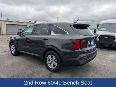 Used 2021 Kia Sorento LX FWD image 6