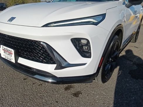 Used 2025 Buick Envision Sport Touring image 9