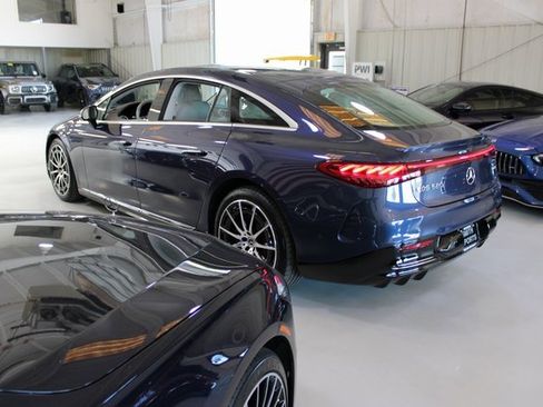 Used 2023 Mercedes-Benz EQS 580 4MATIC Sedan image 49