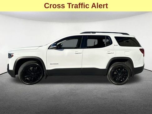 Used 2023 GMC Acadia SLE w/ Driver Convenience Package image 6