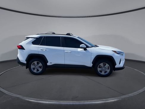 Certified 2024 Toyota RAV4 LE AWD/4WD image 9
