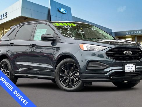 Certified 2022 Ford Edge SE w/ Black Appearance Package image 2
